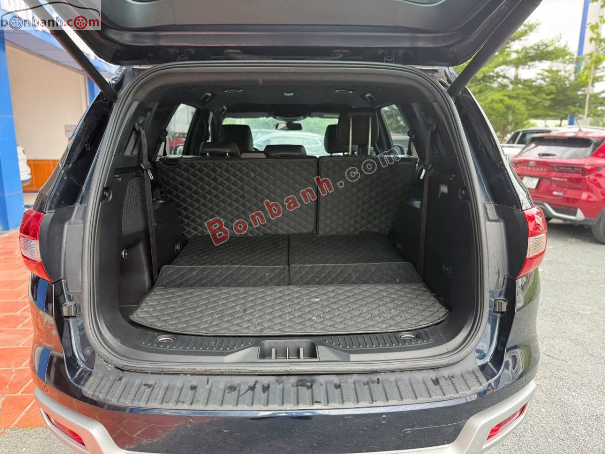 Bán ô tô Ford Everest Titanium 2.0L 4x2 AT - 2022 - xe cũ