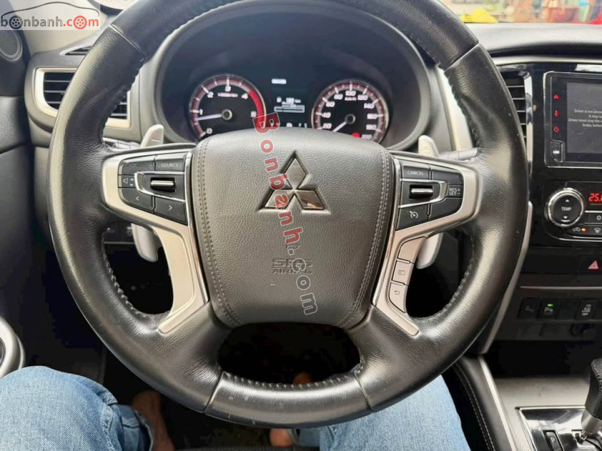 Bán ô tô Mitsubishi Triton 4x4 AT Mivec - 2019 - xe cũ