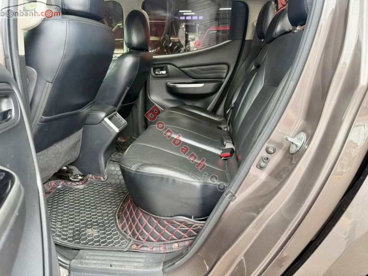 Bán ô tô Mitsubishi Triton 4x4 AT Mivec - 2019 - xe cũ