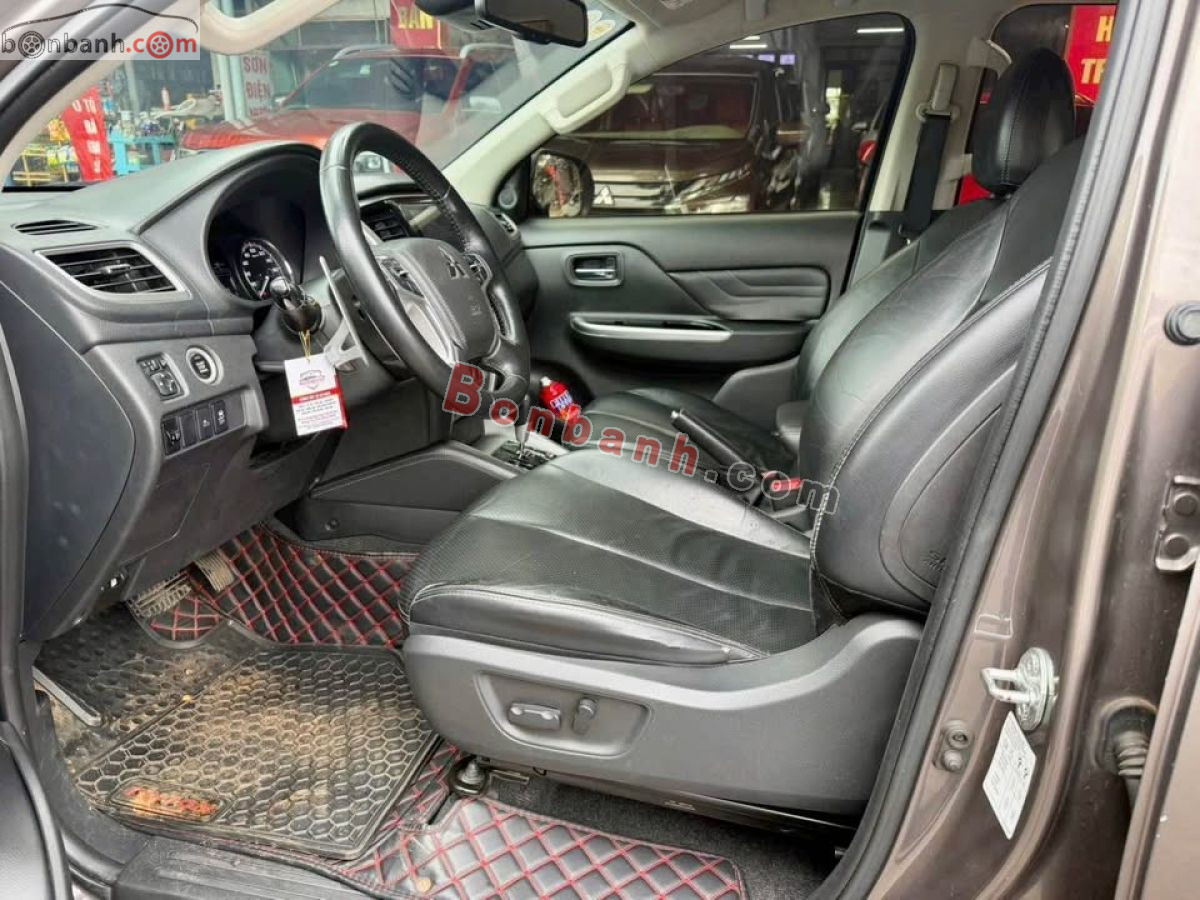 Bán ô tô Mitsubishi Triton 4x4 AT Mivec - 2019 - xe cũ