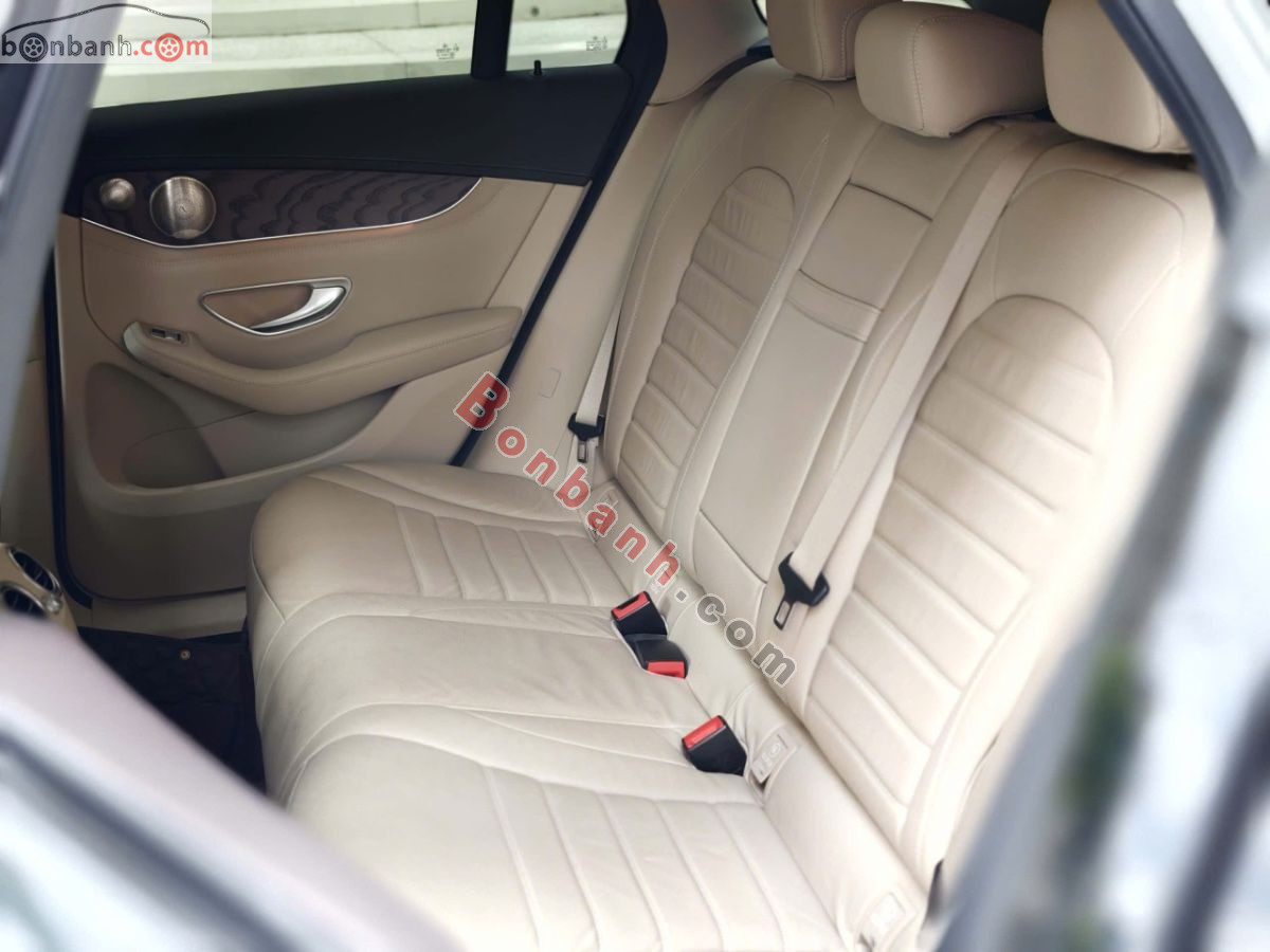 Bán ô tô Mercedes Benz GLC 200 4Matic - 2021 - xe cũ
