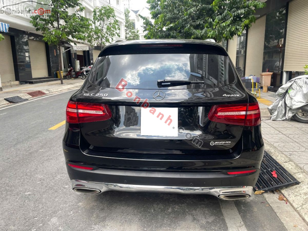 Bán ô tô Mercedes Benz GLC 250 4Matic - 2018 - xe cũ