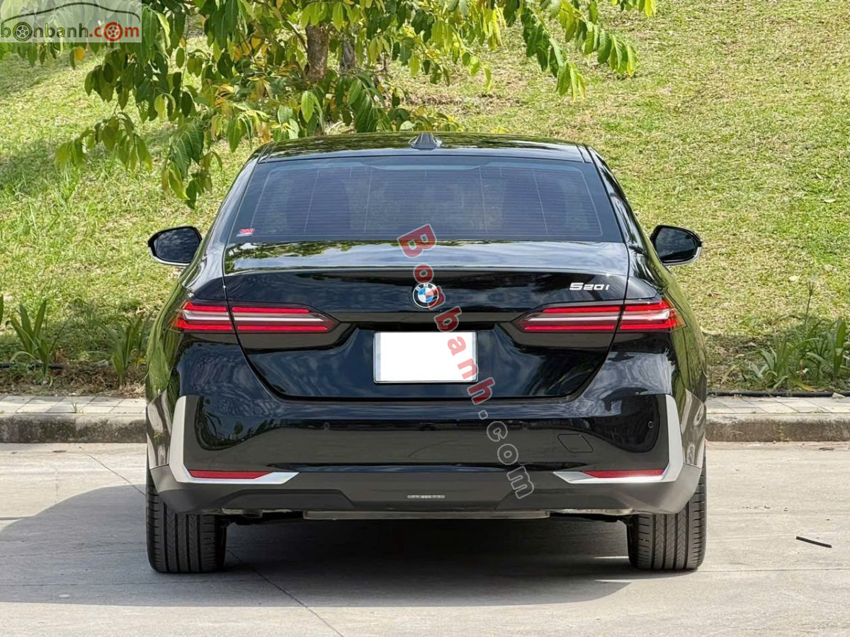 Bán ô tô BMW 5 Series 520i Premium - 2025 - xe cũ
