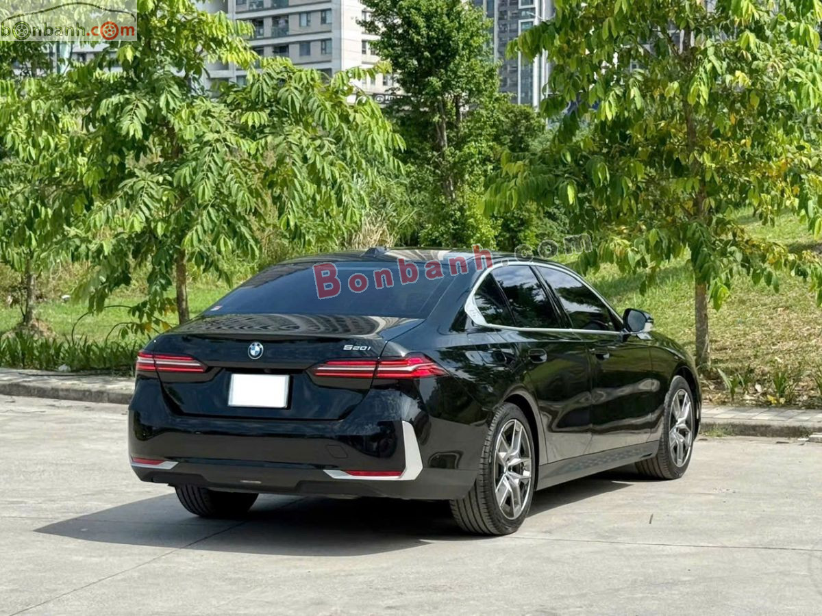 Bán ô tô BMW 5 Series 520i Premium - 2025 - xe cũ