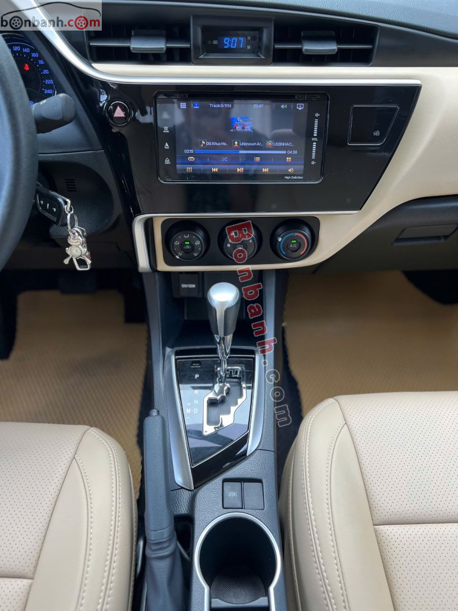 Bán ô tô Toyota Corolla altis 1.8E AT - 2017 - xe cũ