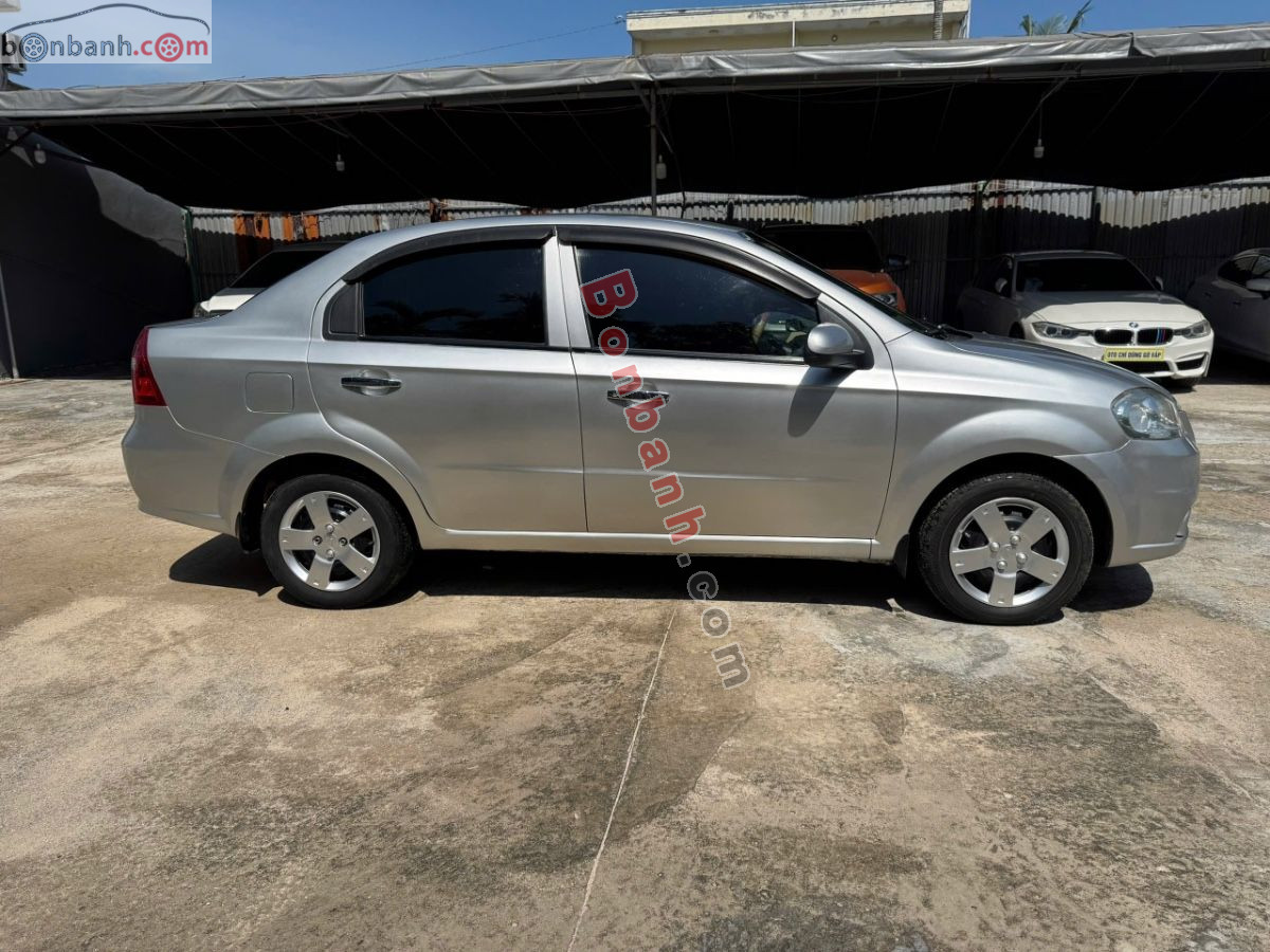 Bán ô tô Chevrolet Aveo 1.5 MT - 2012 - xe cũ
