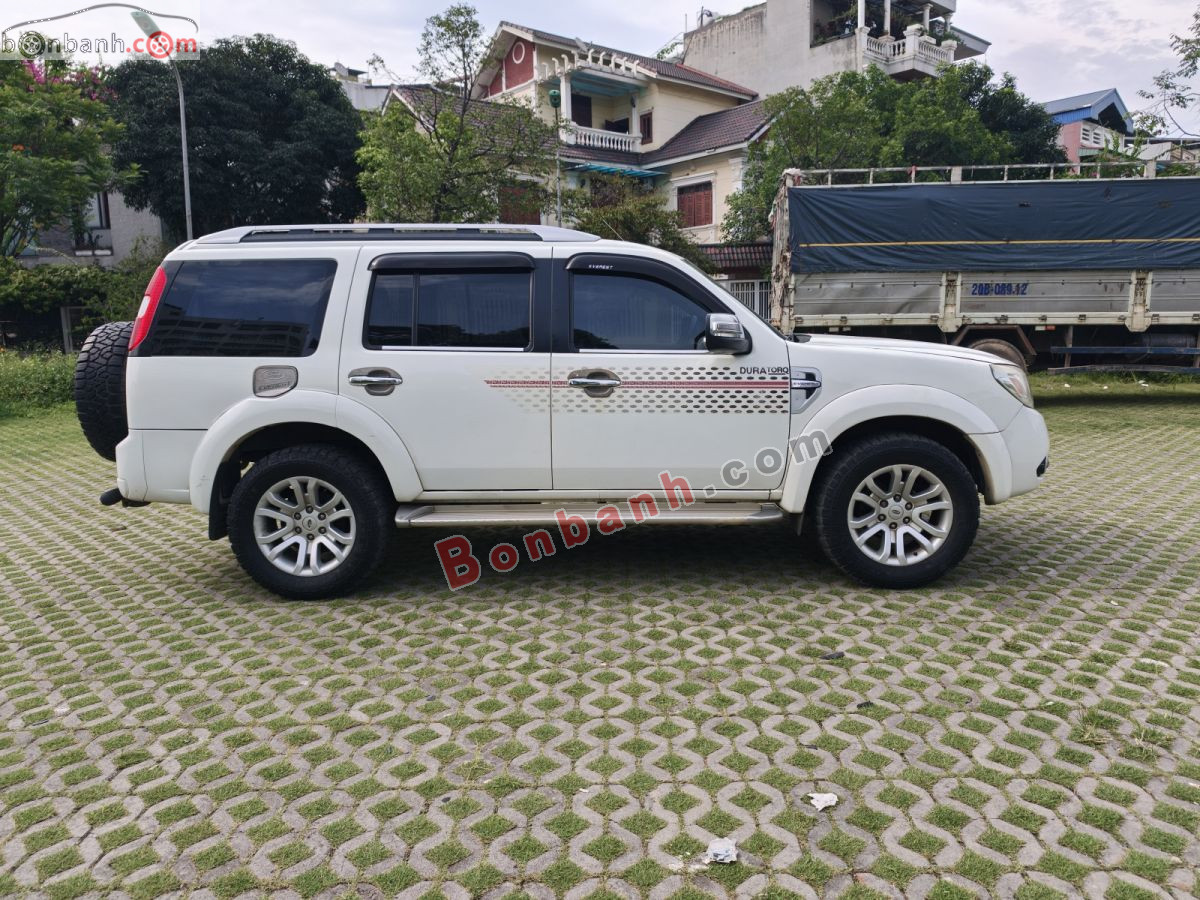 Bán ô tô Ford Everest Limited 2.5L 4x2 AT - 2013 - xe cũ