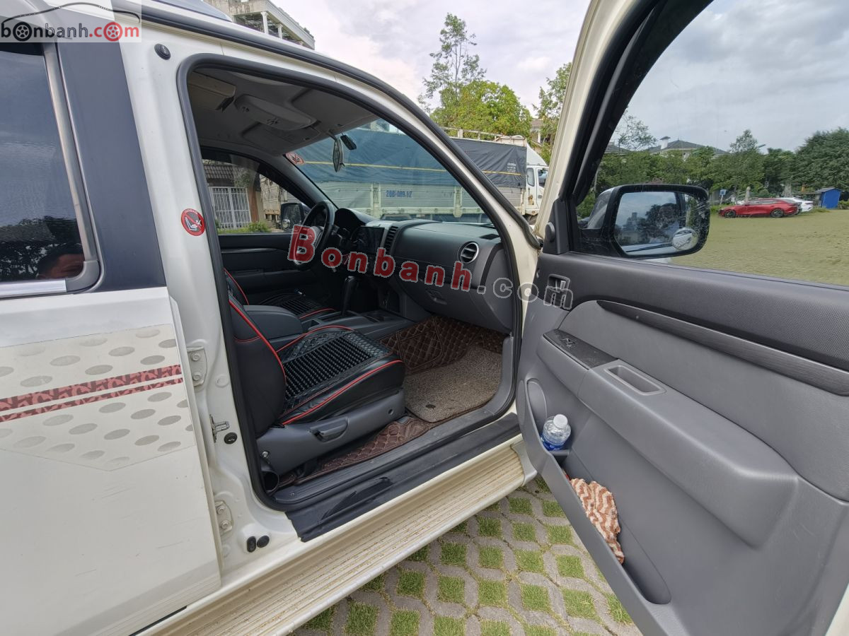 Bán ô tô Ford Everest Limited 2.5L 4x2 AT - 2013 - xe cũ