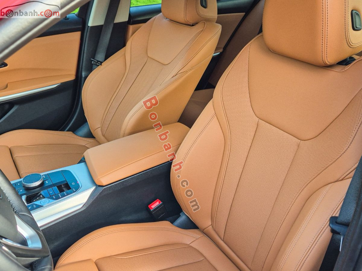 Bán ô tô BMW 3 Series 320i Sport Line - 2025 - xe cũ