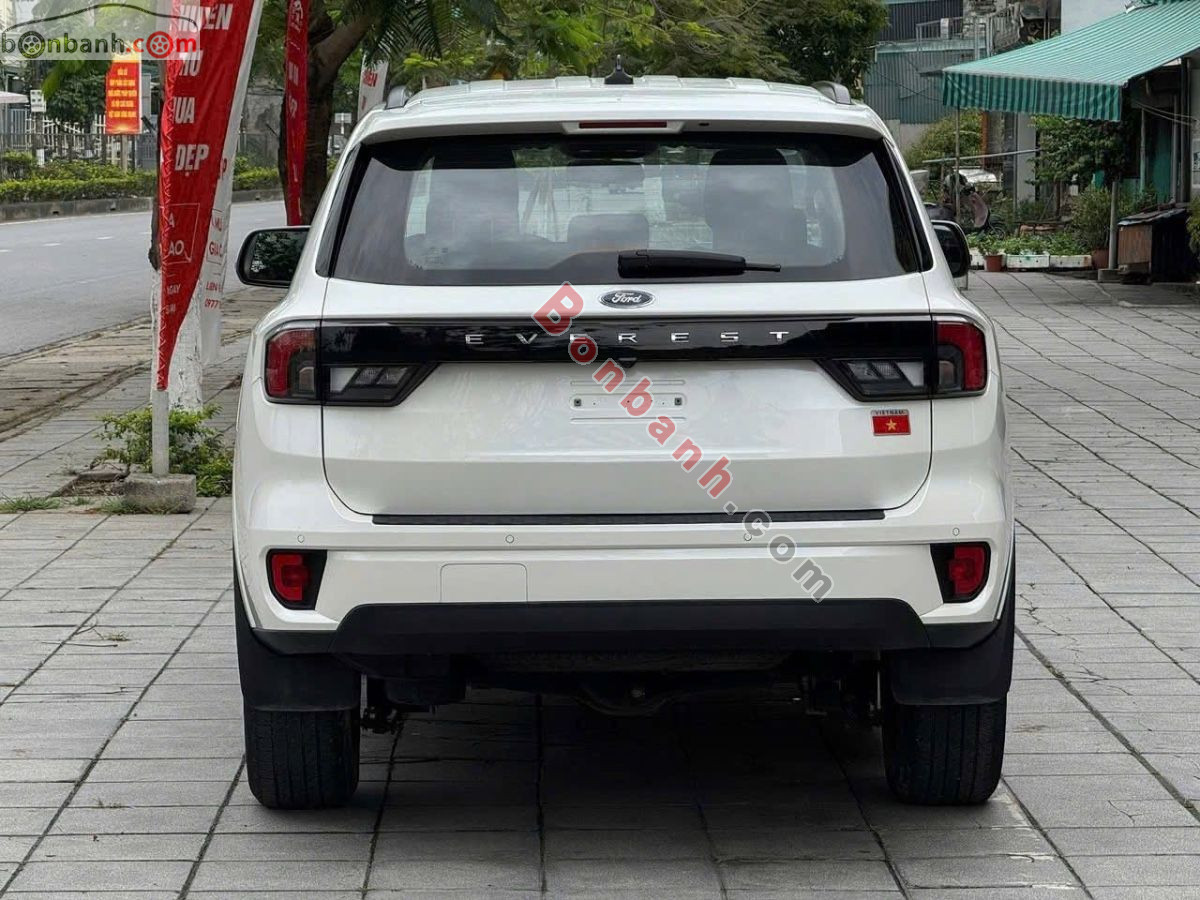 Bán ô tô Ford Everest Ambiente 2.0L 4x2 AT - 2022 - xe cũ