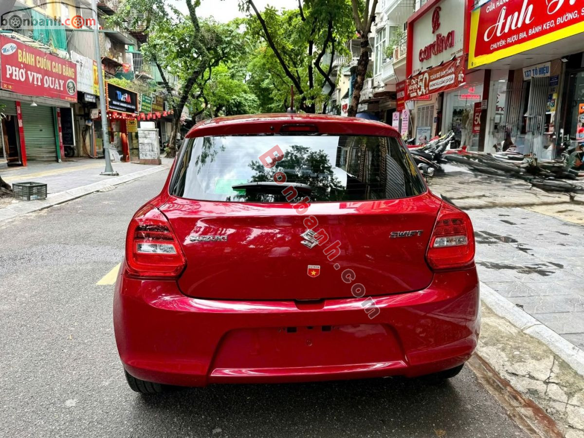 Bán ô tô Suzuki Swift GLX 1.2 AT - 2023 - xe cũ
