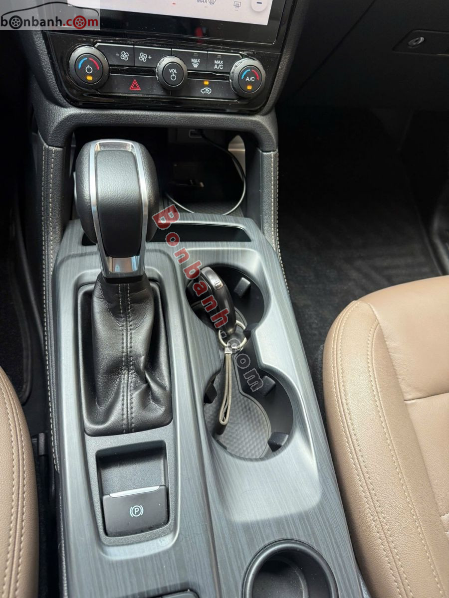 Bán ô tô Ford Everest Titanium 2.0L 4x2 AT - 2024 - xe cũ
