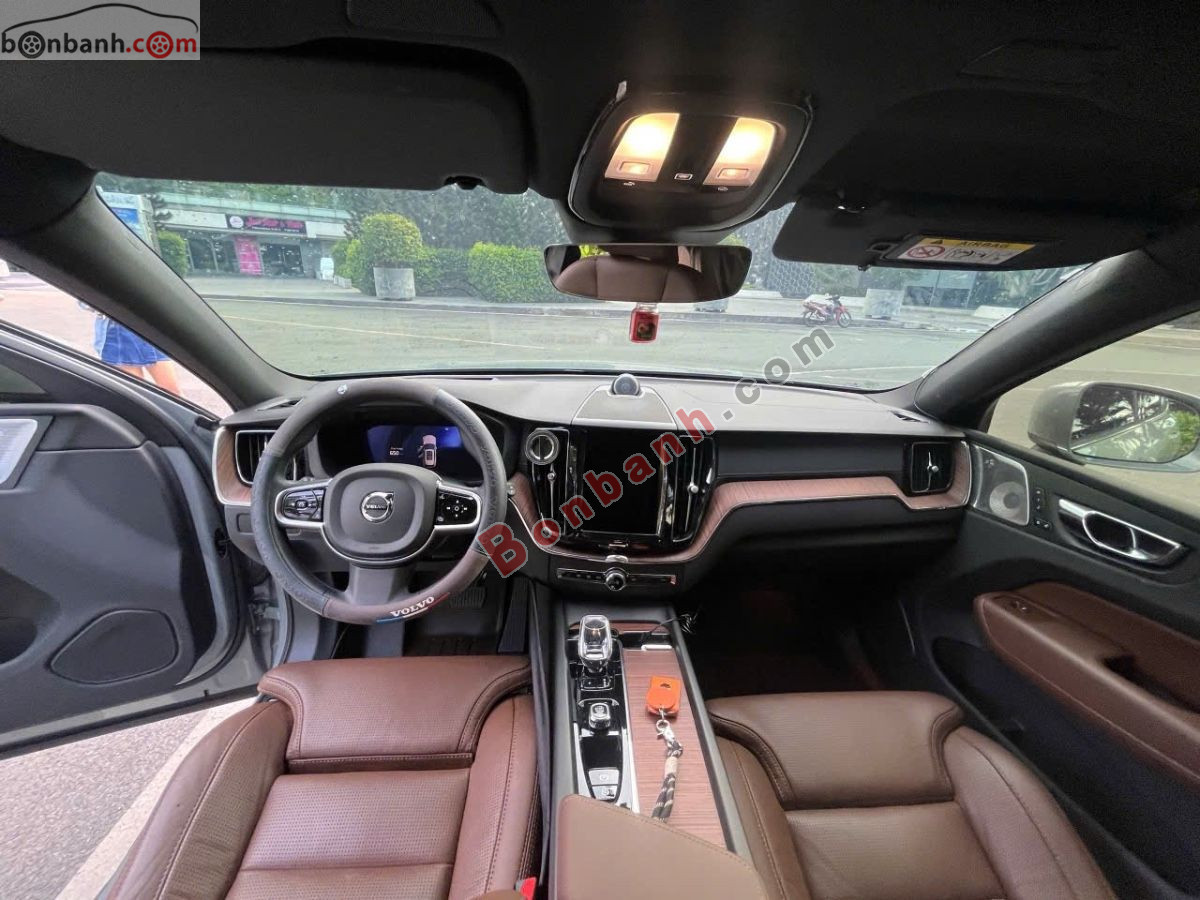 Bán ô tô Volvo XC60 Ultra B6 AWD - 2025 - xe cũ