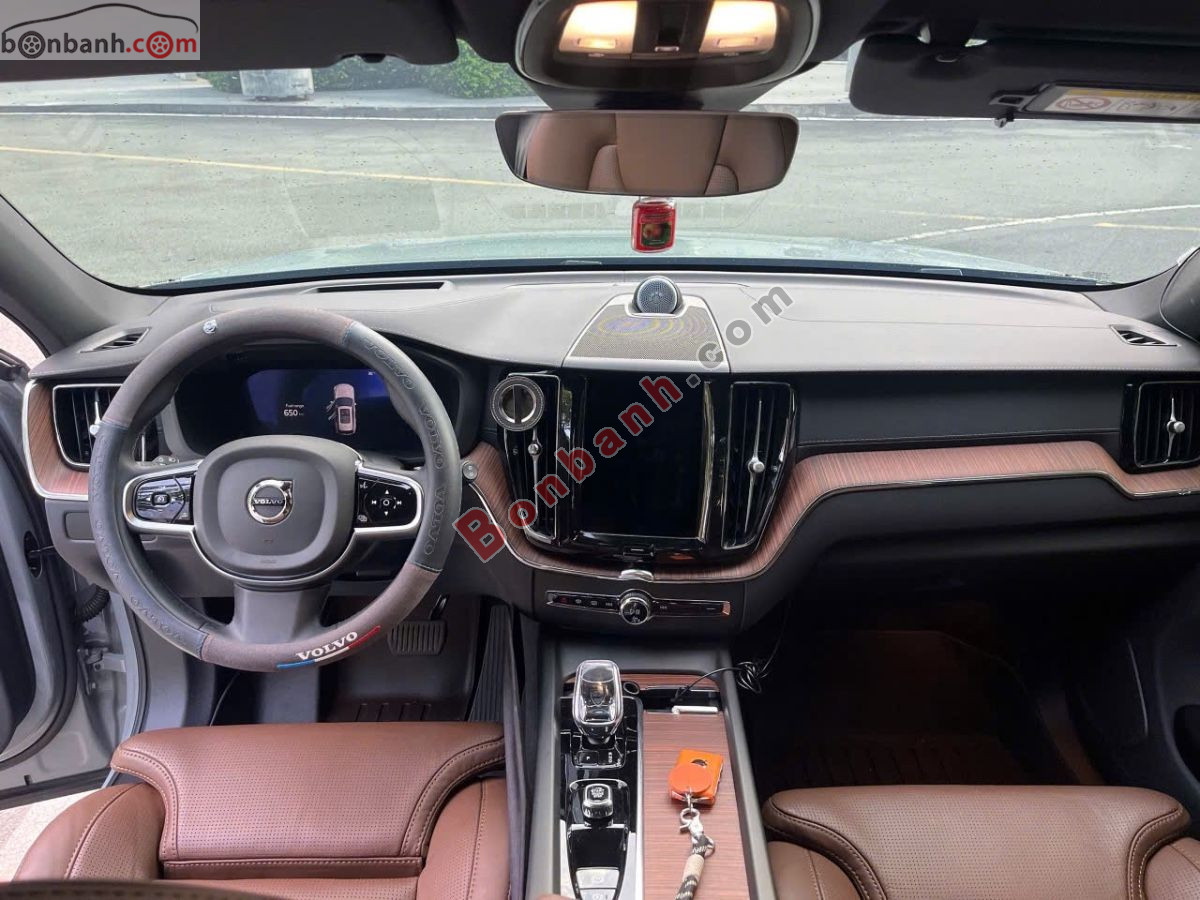 Bán ô tô Volvo XC60 Ultra B6 AWD - 2025 - xe cũ
