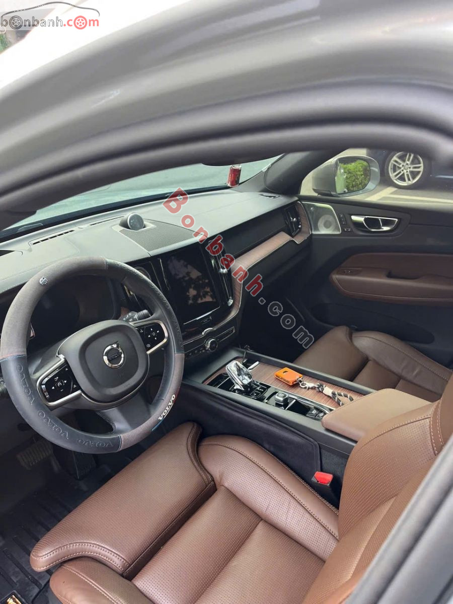 Bán ô tô Volvo XC60 Ultra B6 AWD - 2025 - xe cũ