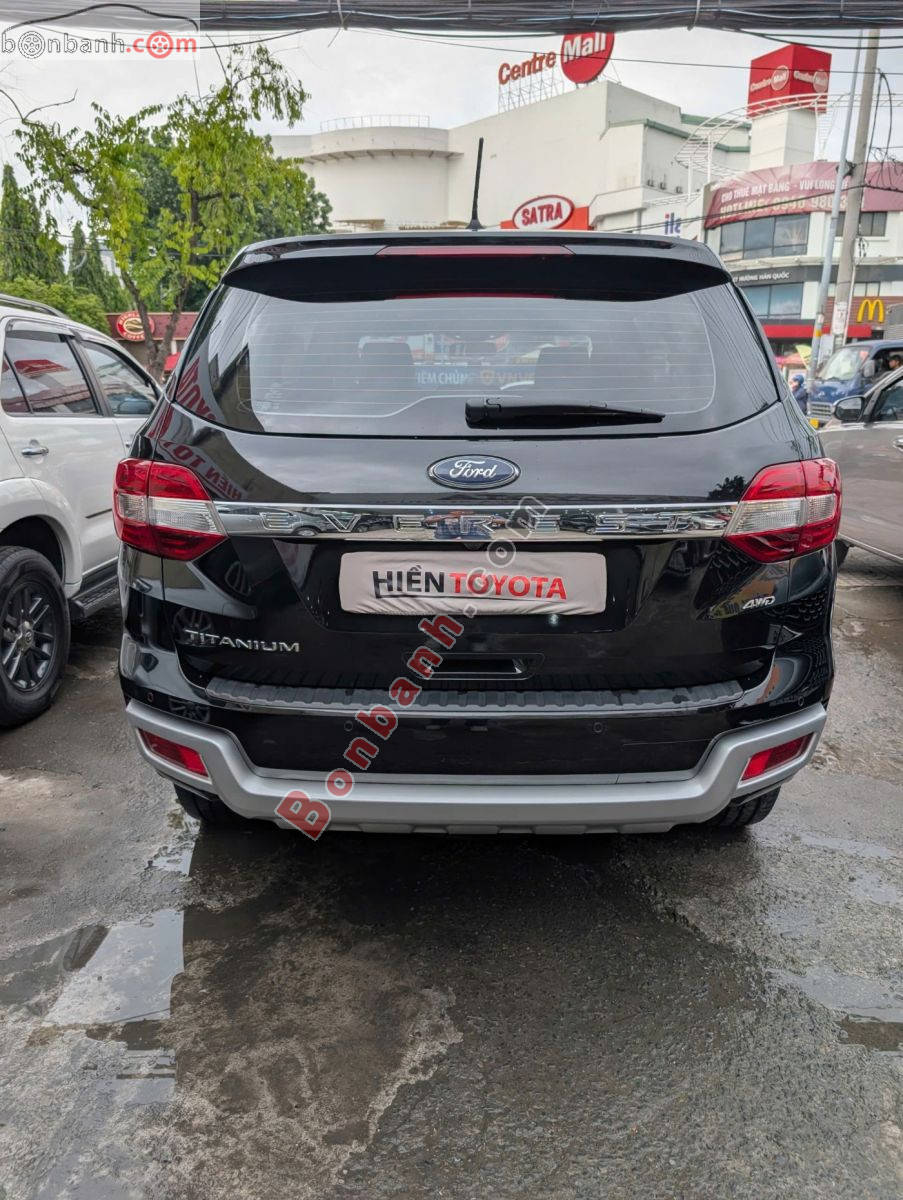 Bán ô tô Ford Everest Titanium 2.0L 4x2 AT - 2022 - xe cũ