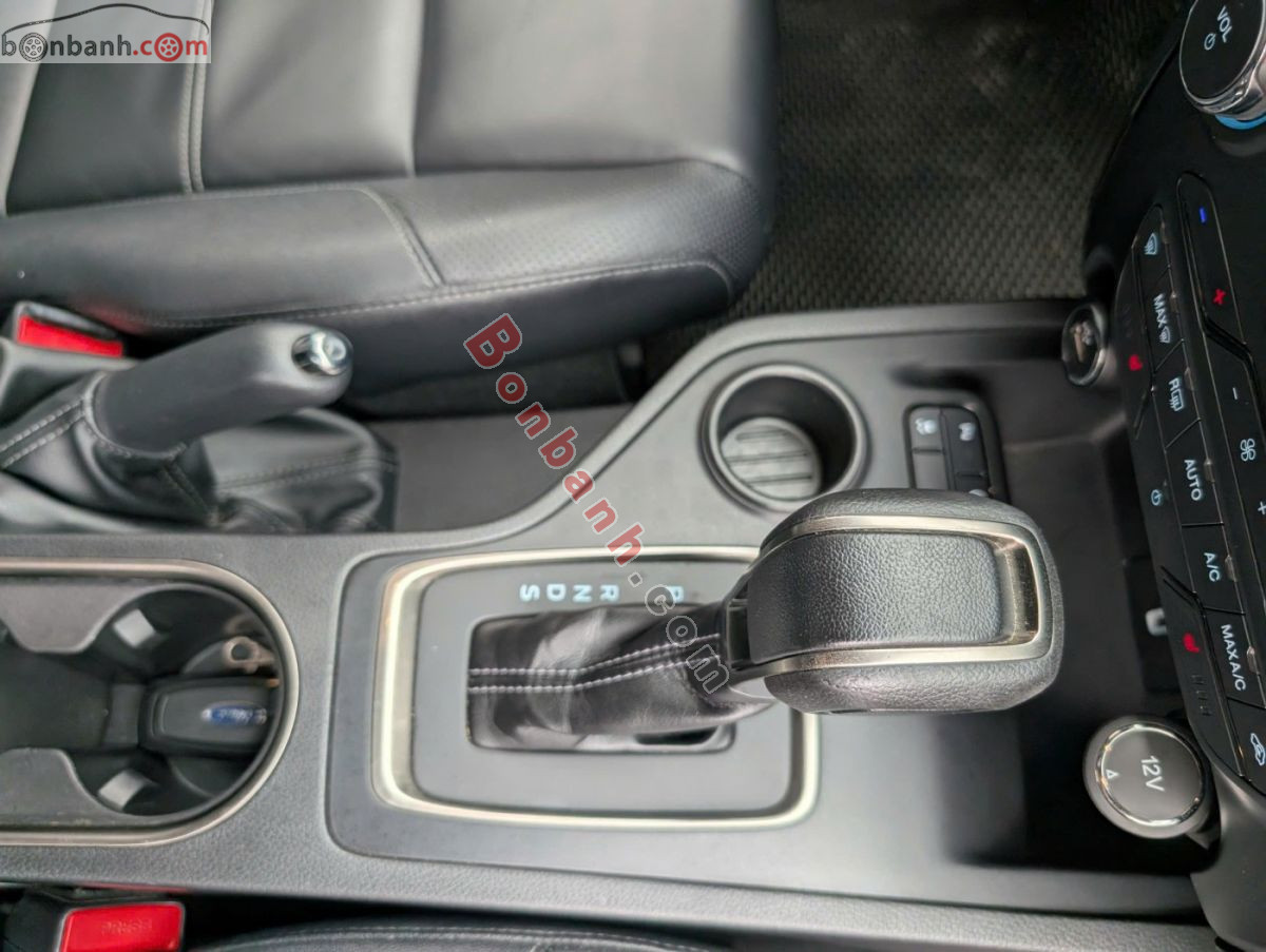 Bán ô tô Ford Everest Titanium 2.0L 4x2 AT - 2022 - xe cũ