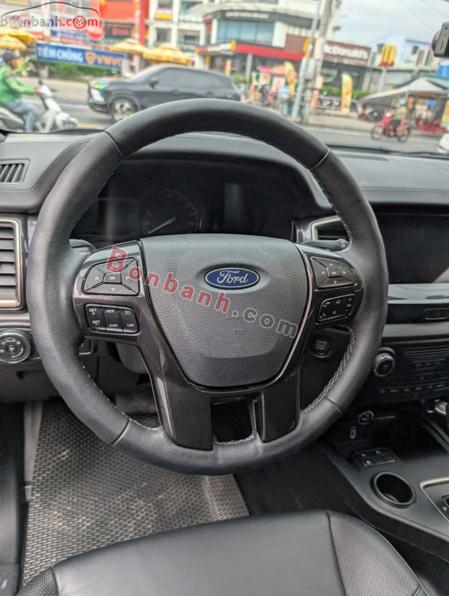 Bán ô tô Ford Everest Titanium 2.0L 4x2 AT - 2022 - xe cũ