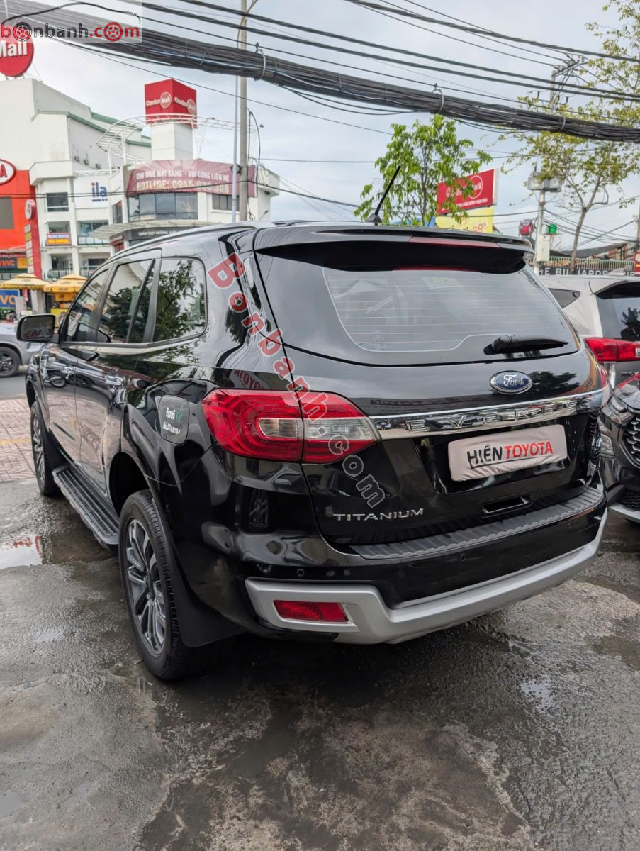 Bán ô tô Ford Everest Titanium 2.0L 4x2 AT - 2022 - xe cũ