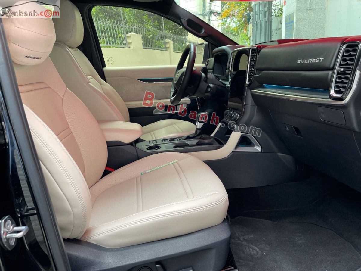 Bán ô tô Ford Everest Titanium 2.0L 4x2 AT - 2024 - xe cũ