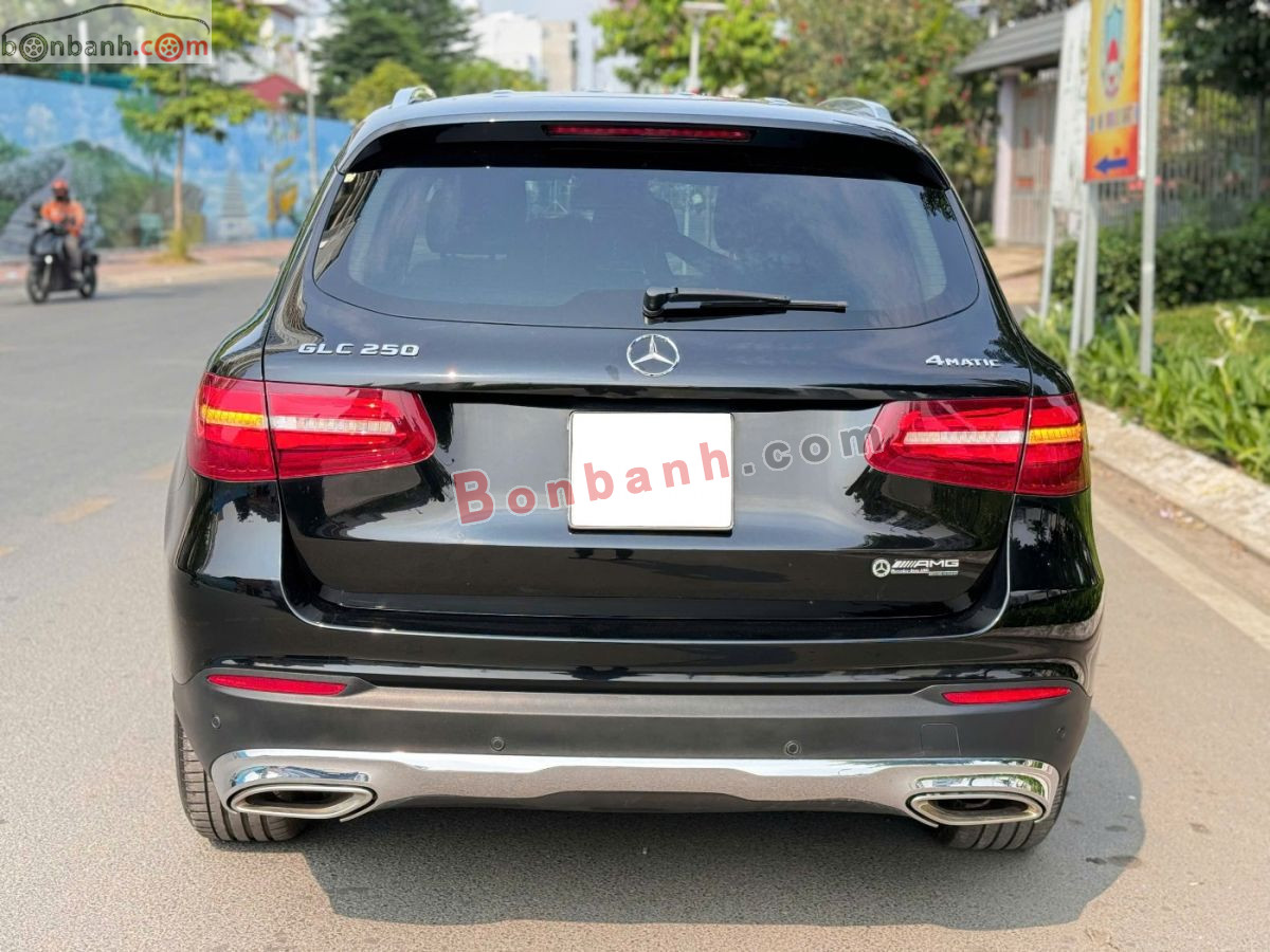 Bán ô tô Mercedes Benz GLC 250 4Matic - 2018 - xe cũ