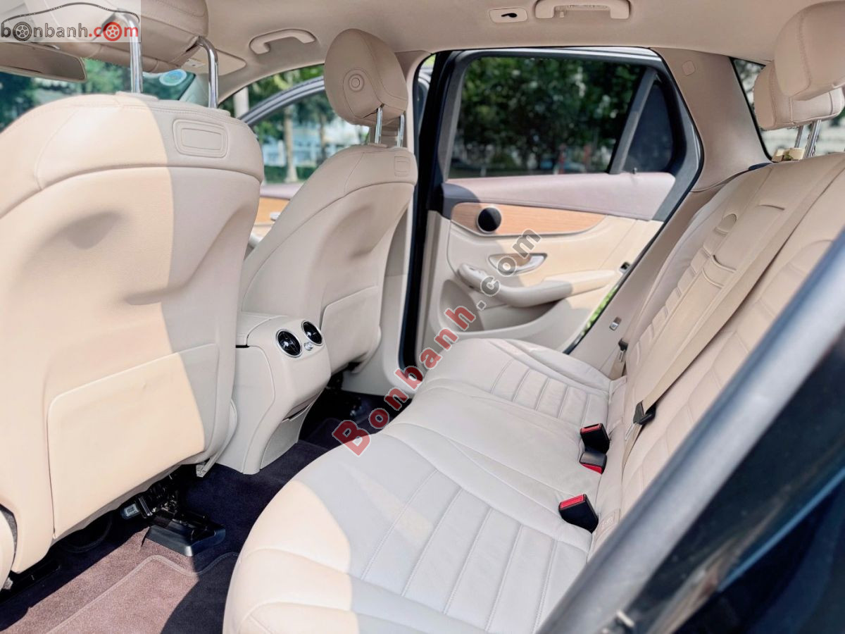Bán ô tô Mercedes Benz GLC 250 4Matic - 2018 - xe cũ