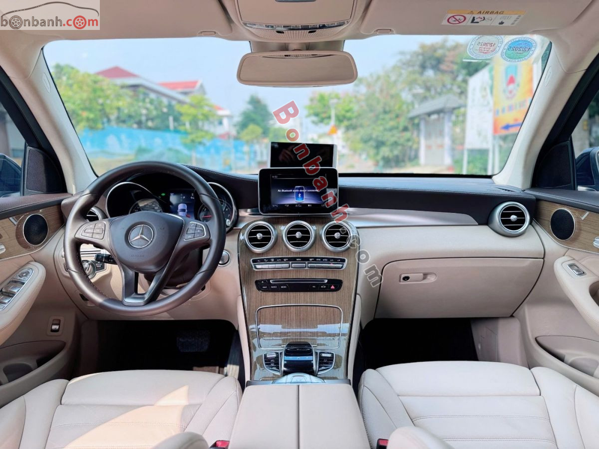 Bán ô tô Mercedes Benz GLC 250 4Matic - 2018 - xe cũ