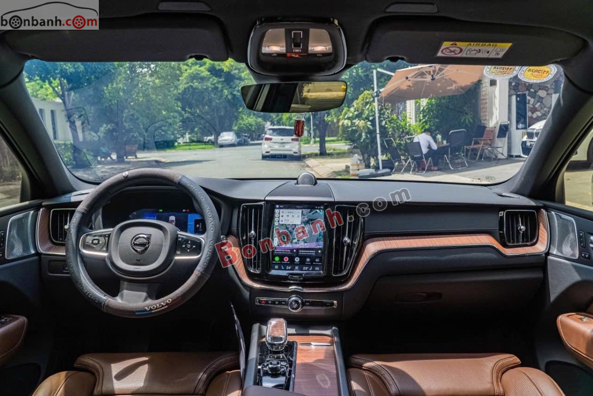 Bán ô tô Volvo XC60 Ultra B6 AWD - 2025 - xe cũ