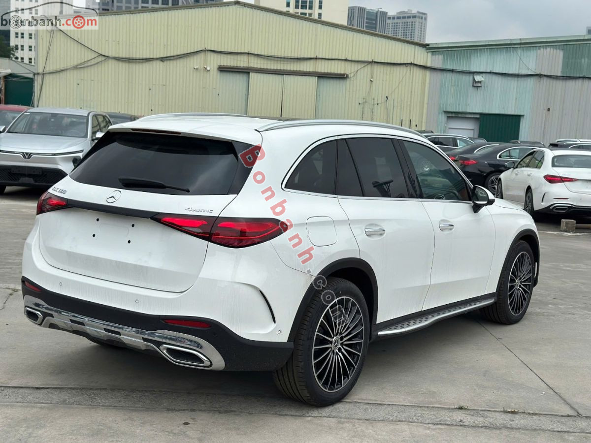 Bán ô tô Mercedes Benz GLC 300 4Matic - 2025 - xe cũ