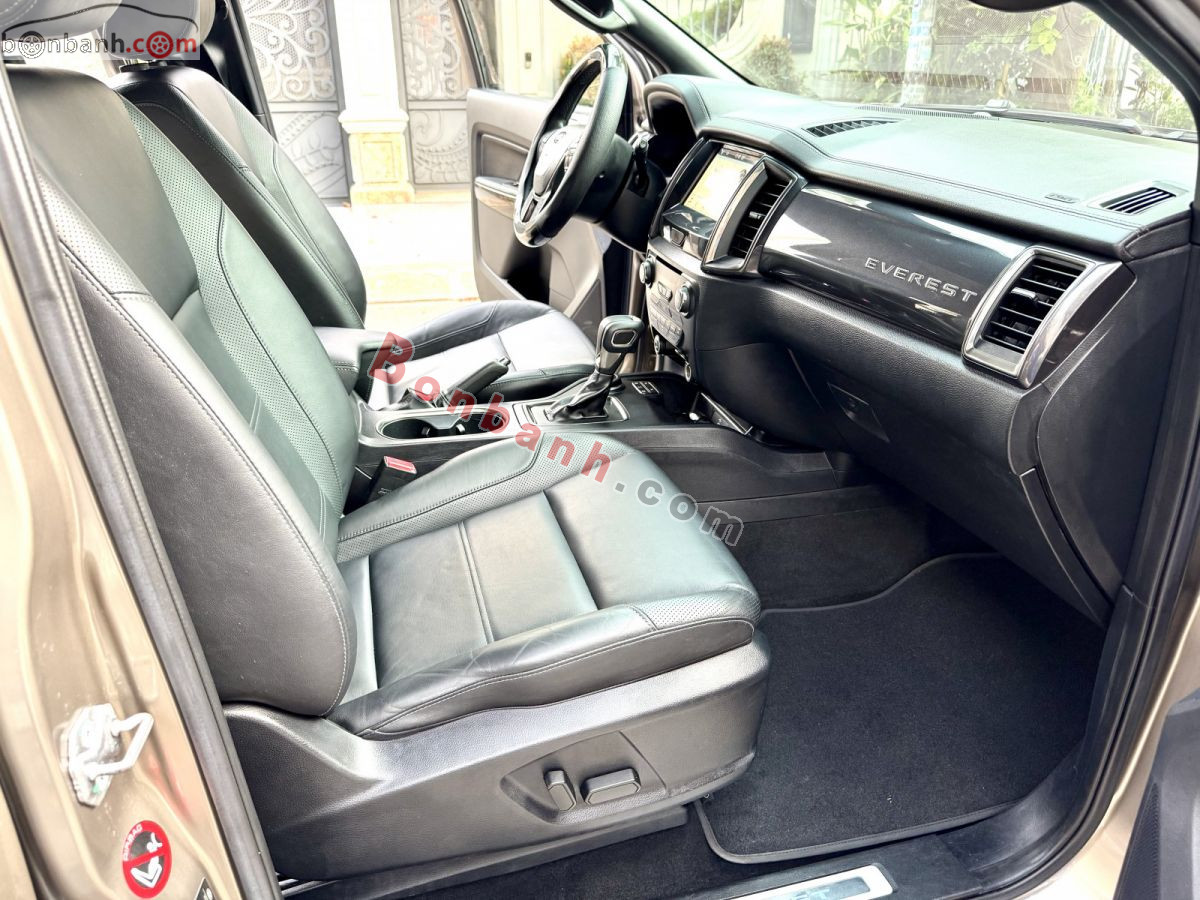 Bán ô tô Ford Everest Titanium 2.0L 4x4 AT - 2019 - xe cũ