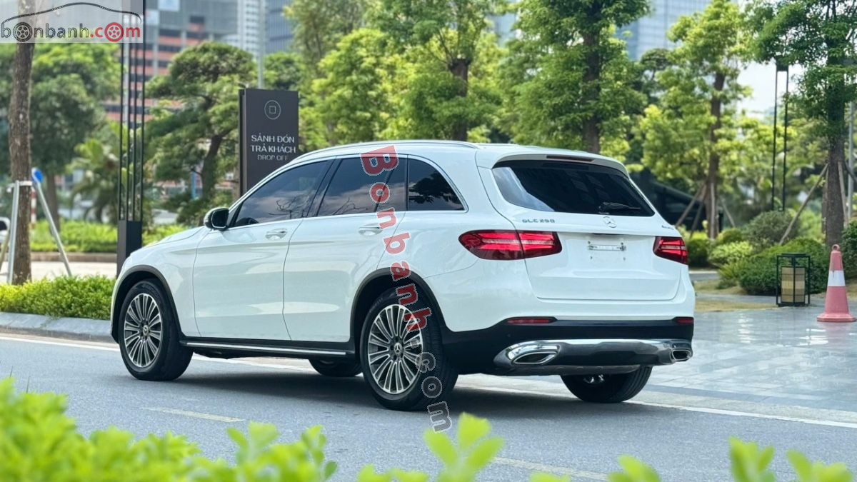 Bán ô tô Mercedes Benz GLC 250 4Matic - 2018 - xe cũ