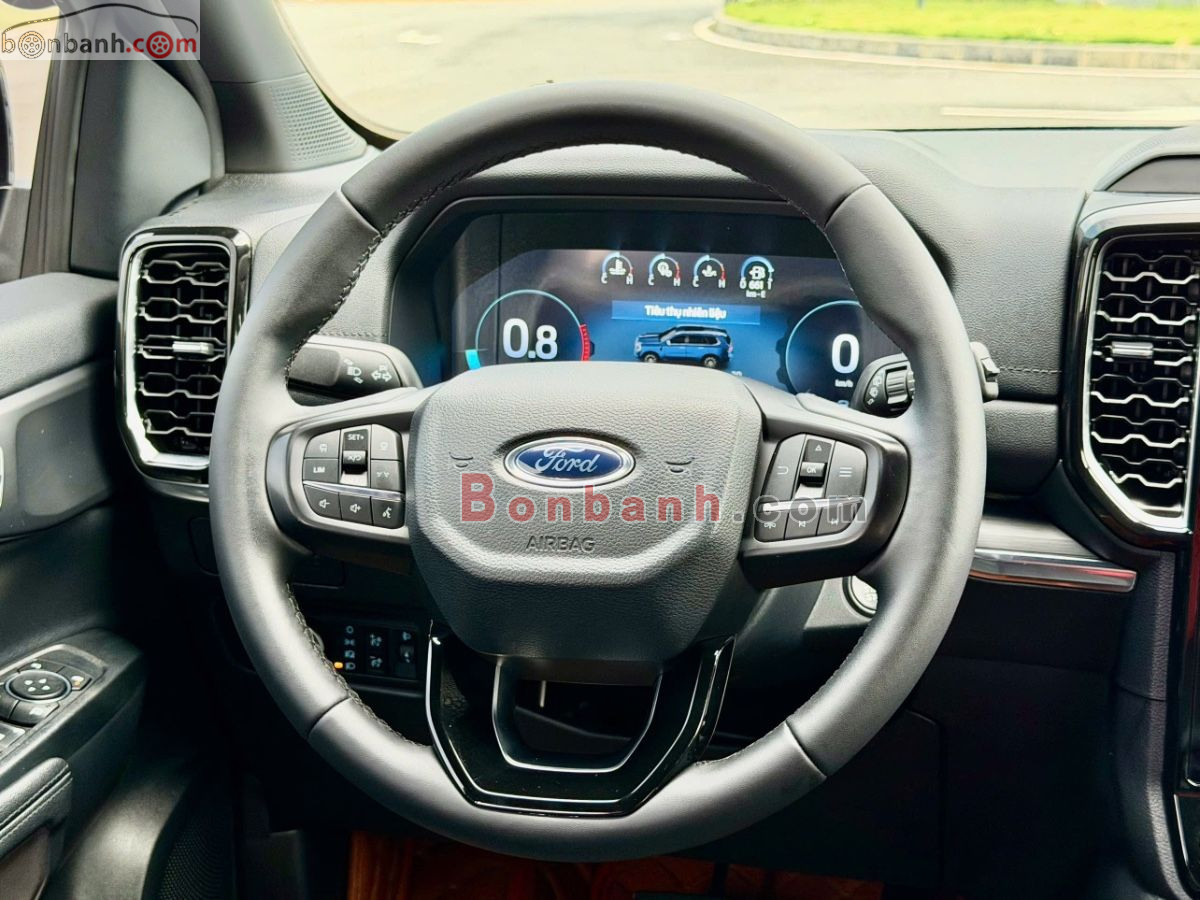 Bán ô tô Ford Everest Titanium 2.0L 4x2 AT - 2025 - xe cũ
