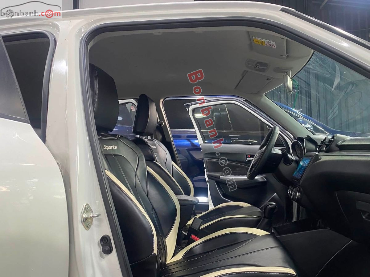 Bán ô tô Suzuki Swift GLX 1.2 AT - 2022 - xe cũ