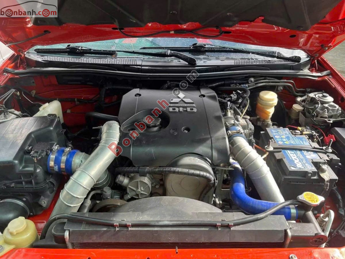 Bán ô tô Mitsubishi Triton GLS 4x4 MT - 2011 - xe cũ