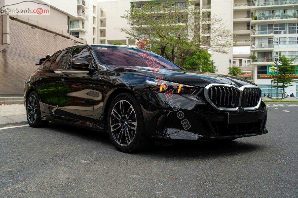 Bán ô tô BMW 5 Series 530i M Sport - 2025 - xe cũ