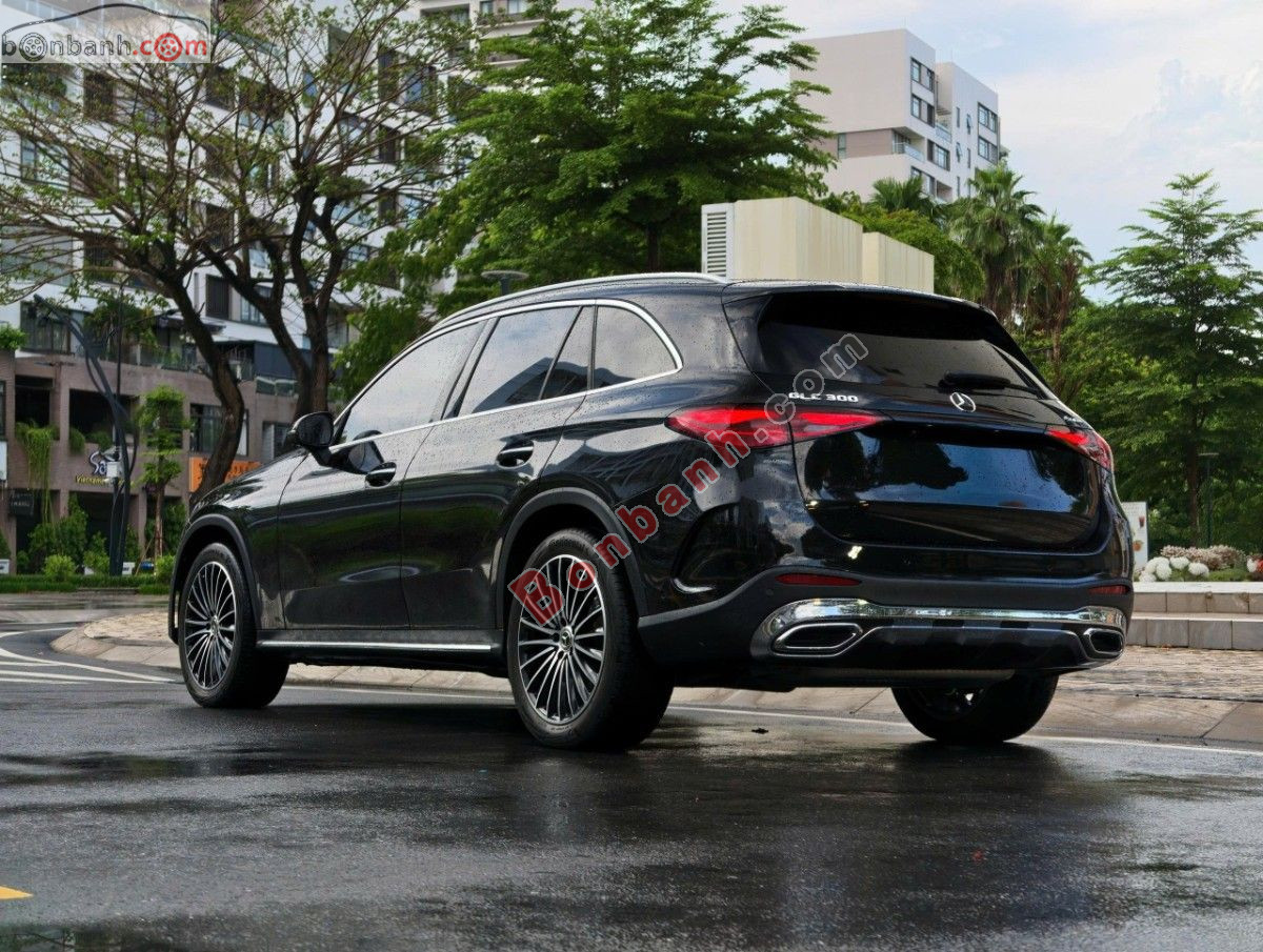 Bán ô tô Mercedes Benz GLC 300 4Matic - 2023 - xe cũ