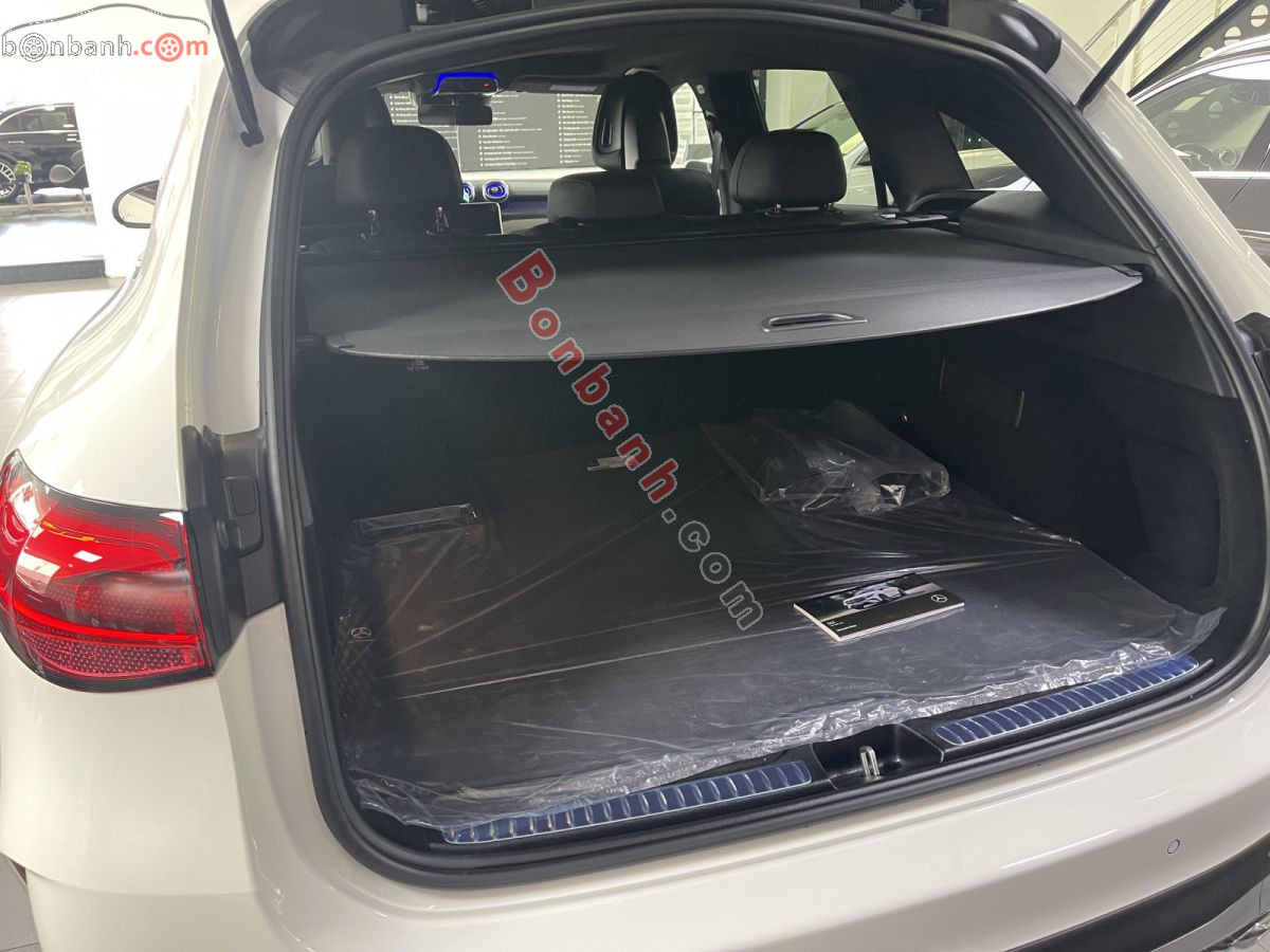 Bán ô tô Mercedes Benz GLC 300 4Matic - 2025 - xe cũ