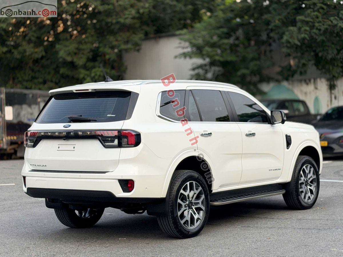 Bán ô tô Ford Everest Titanium Plus 2.0L 4x4 AT - 2024 - xe cũ