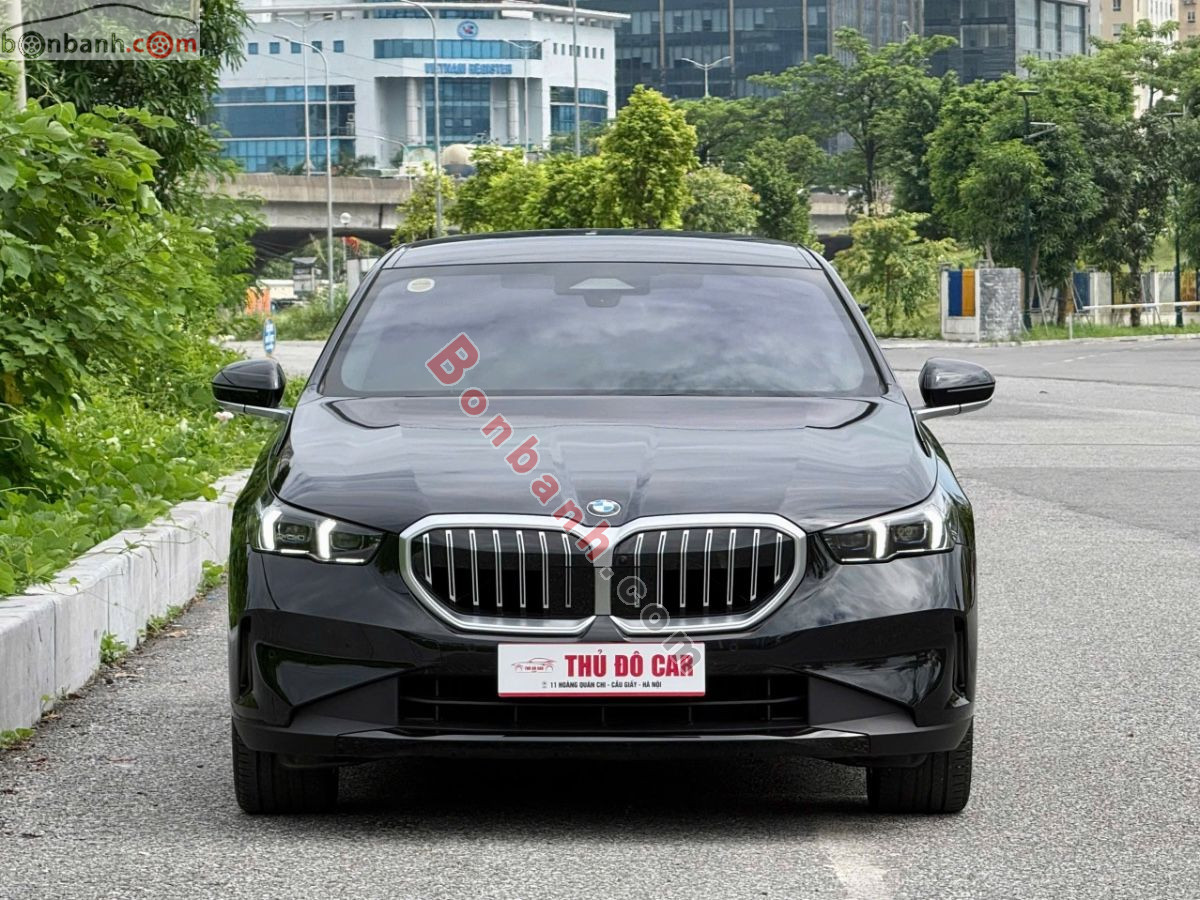 Bán ô tô BMW 5 Series 520i Premium - 2025 - xe cũ