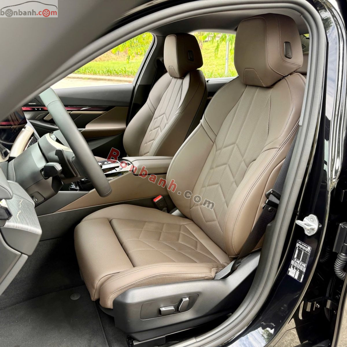 Bán ô tô BMW 5 Series 520i Premium - 2025 - xe cũ