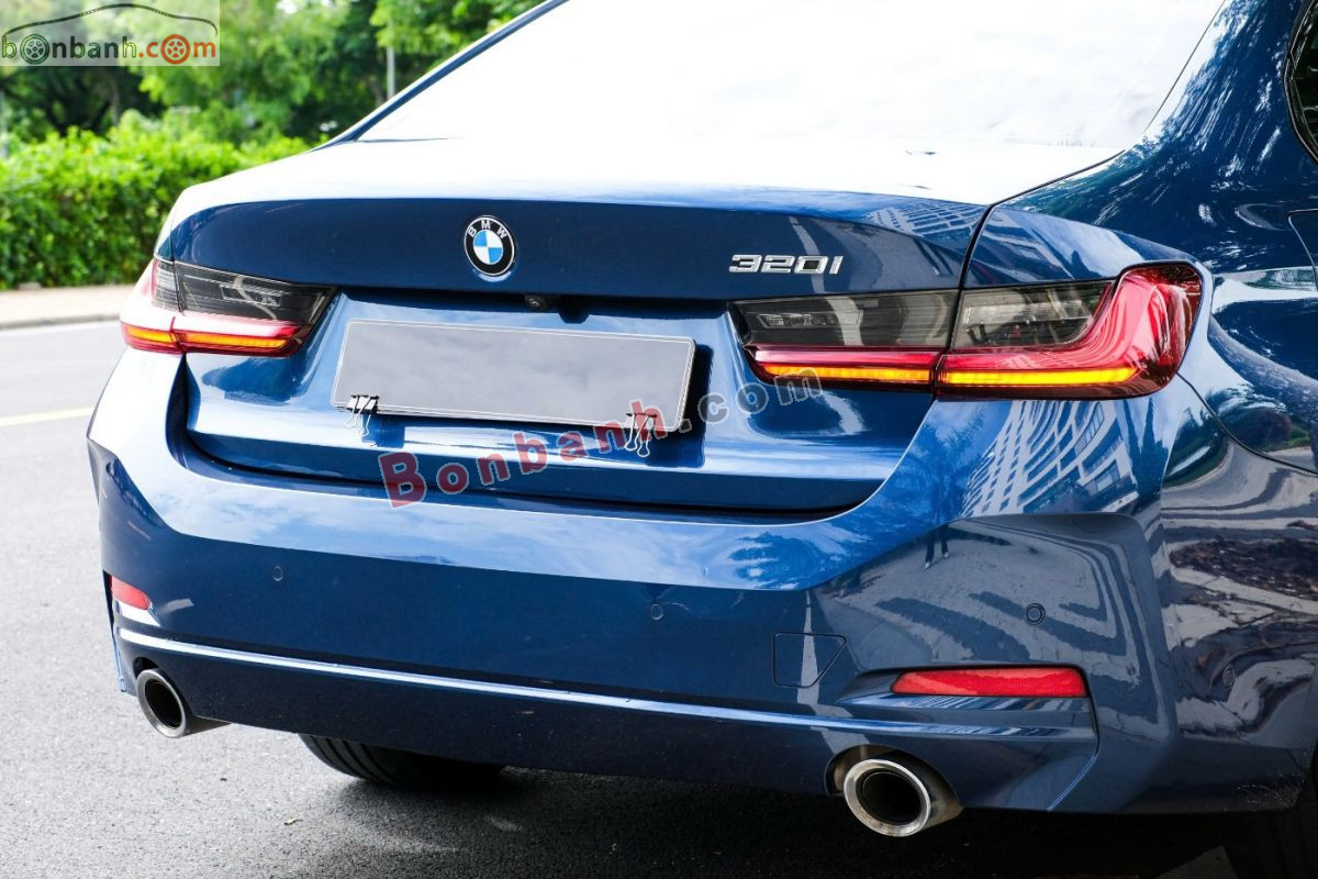 Bán ô tô BMW 3 Series 320i Sport Line - 2024 - xe cũ