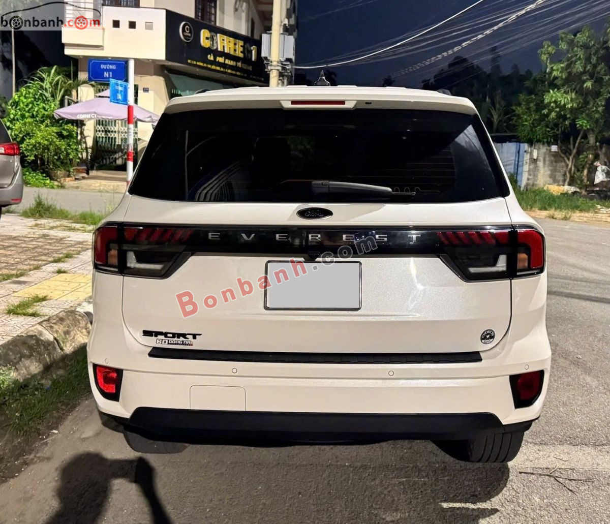 Bán ô tô Ford Everest Sport 2.0L 4x2 AT - 2022 - xe cũ