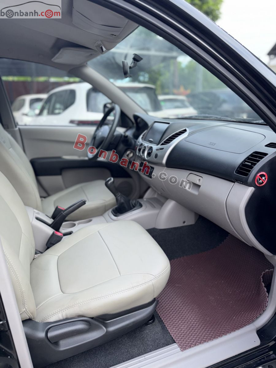 Bán ô tô Mitsubishi Triton GLX 4x2 MT - 2012 - xe cũ