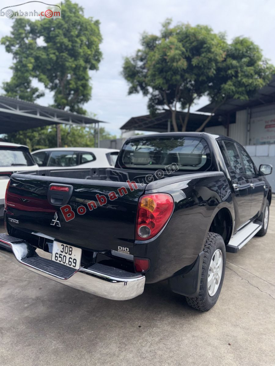 Bán ô tô Mitsubishi Triton GLX 4x2 MT - 2012 - xe cũ