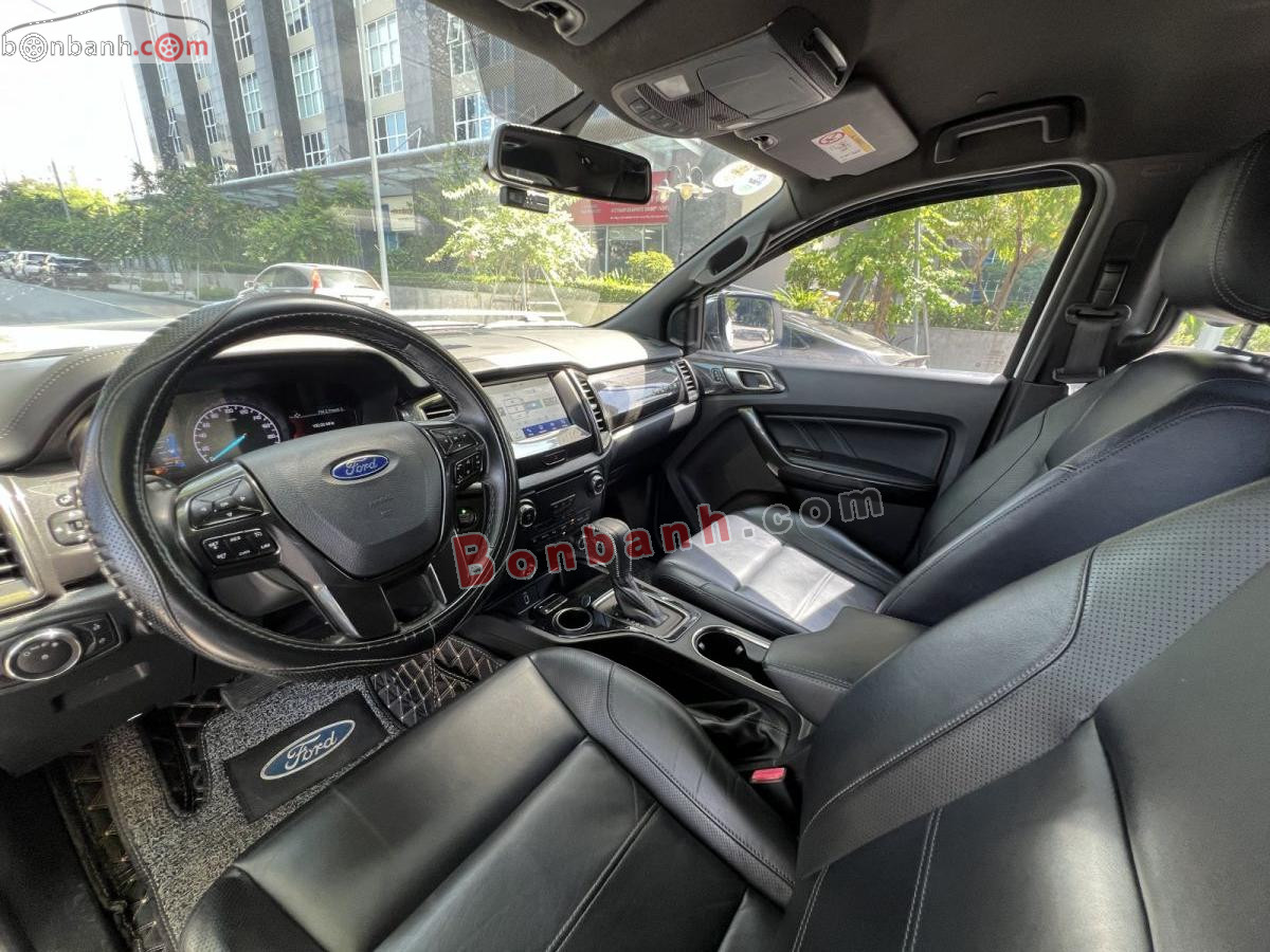 Bán ô tô Ford Everest Titanium 2.0L 4x2 AT - 2019 - xe cũ