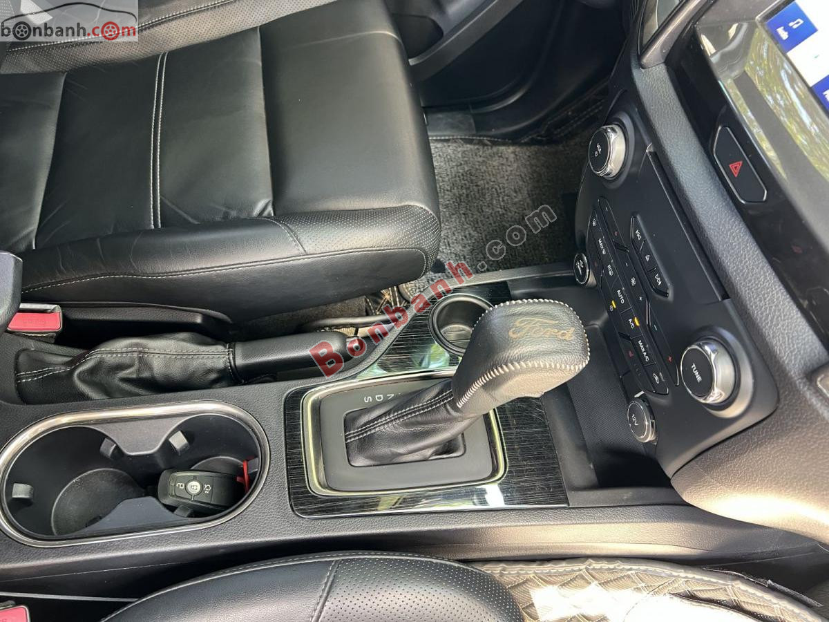 Bán ô tô Ford Everest Titanium 2.0L 4x2 AT - 2019 - xe cũ