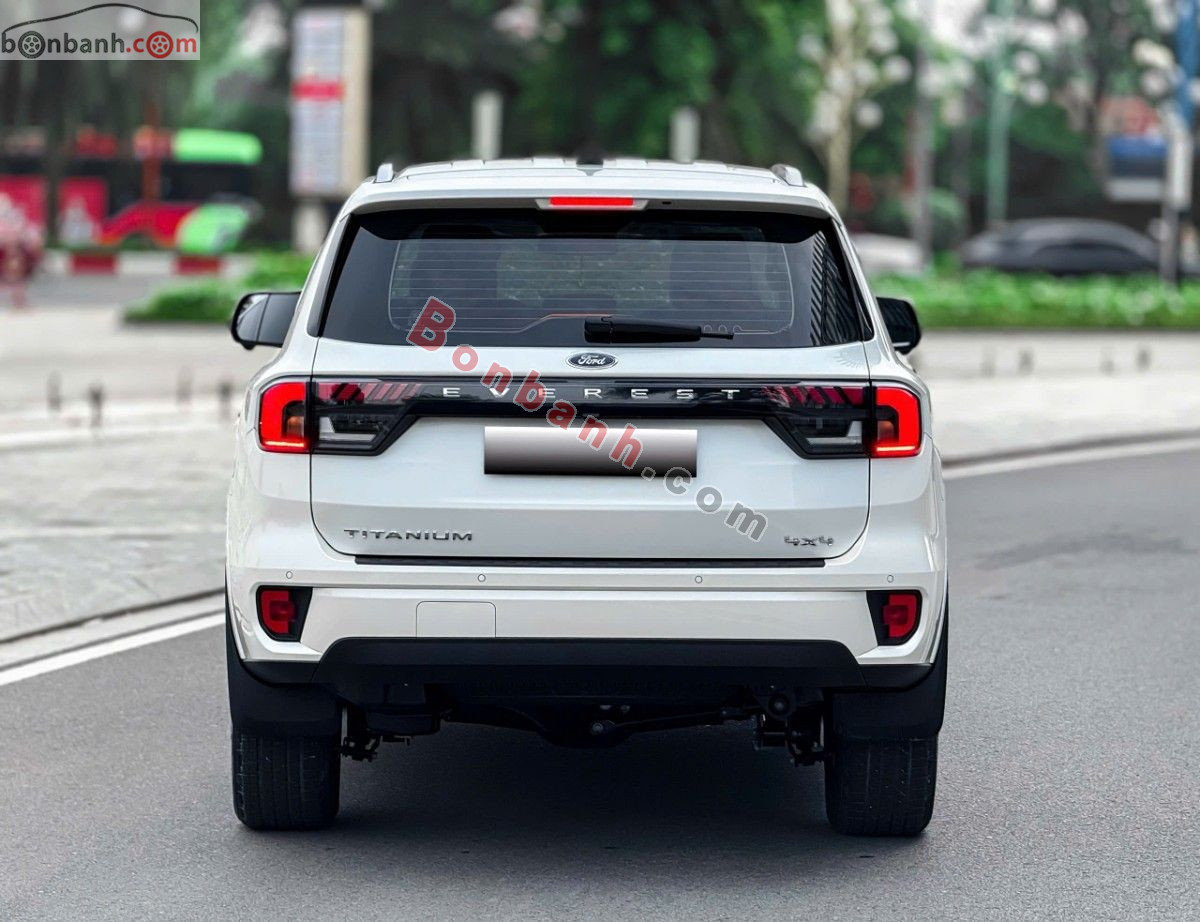Bán ô tô Ford Everest Titanium Plus 2.0L 4x4 AT - 2024 - xe cũ