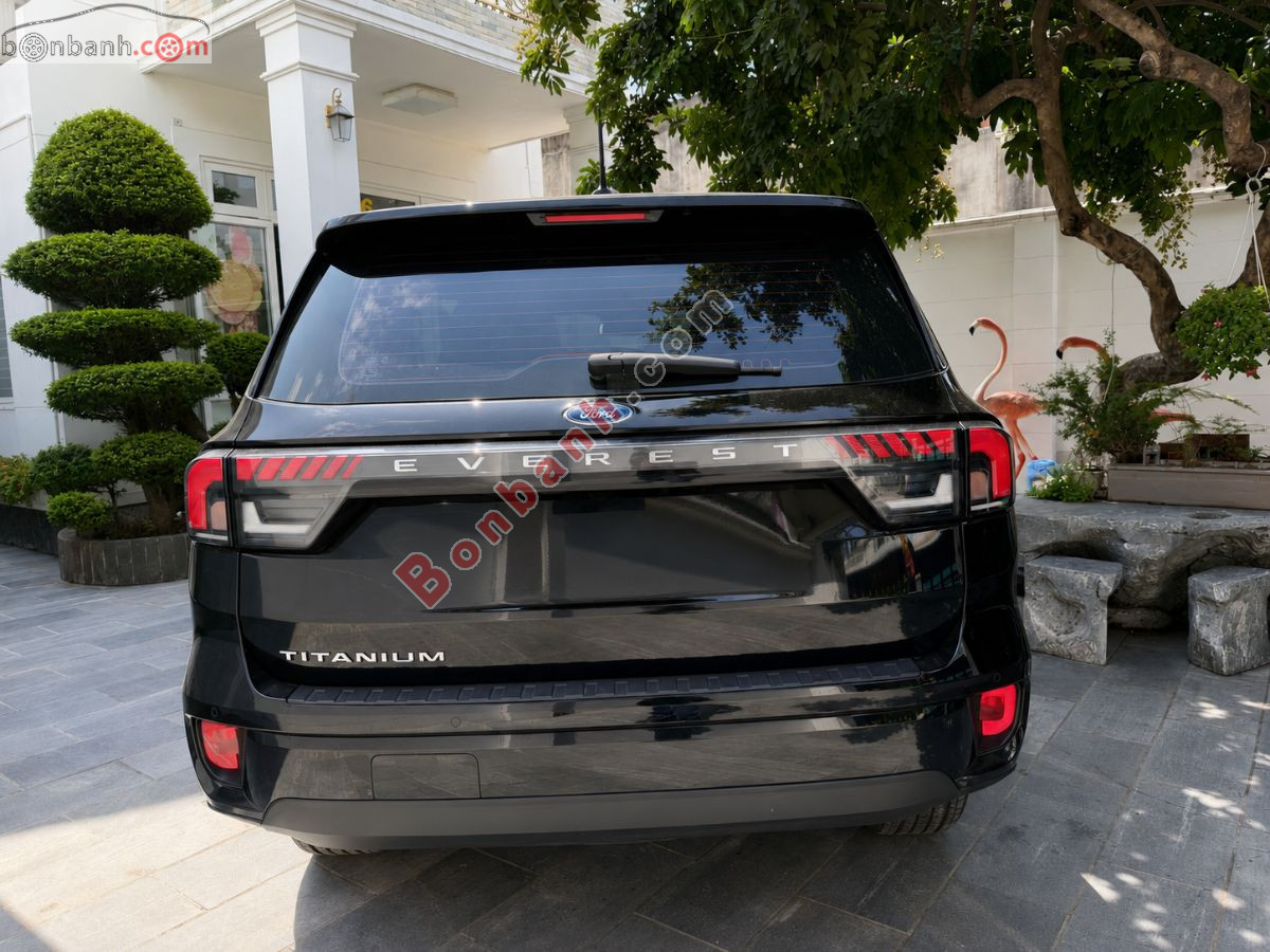 Bán ô tô Ford Everest Titanium Plus 2.0L 4x4 AT - 2025 - xe cũ