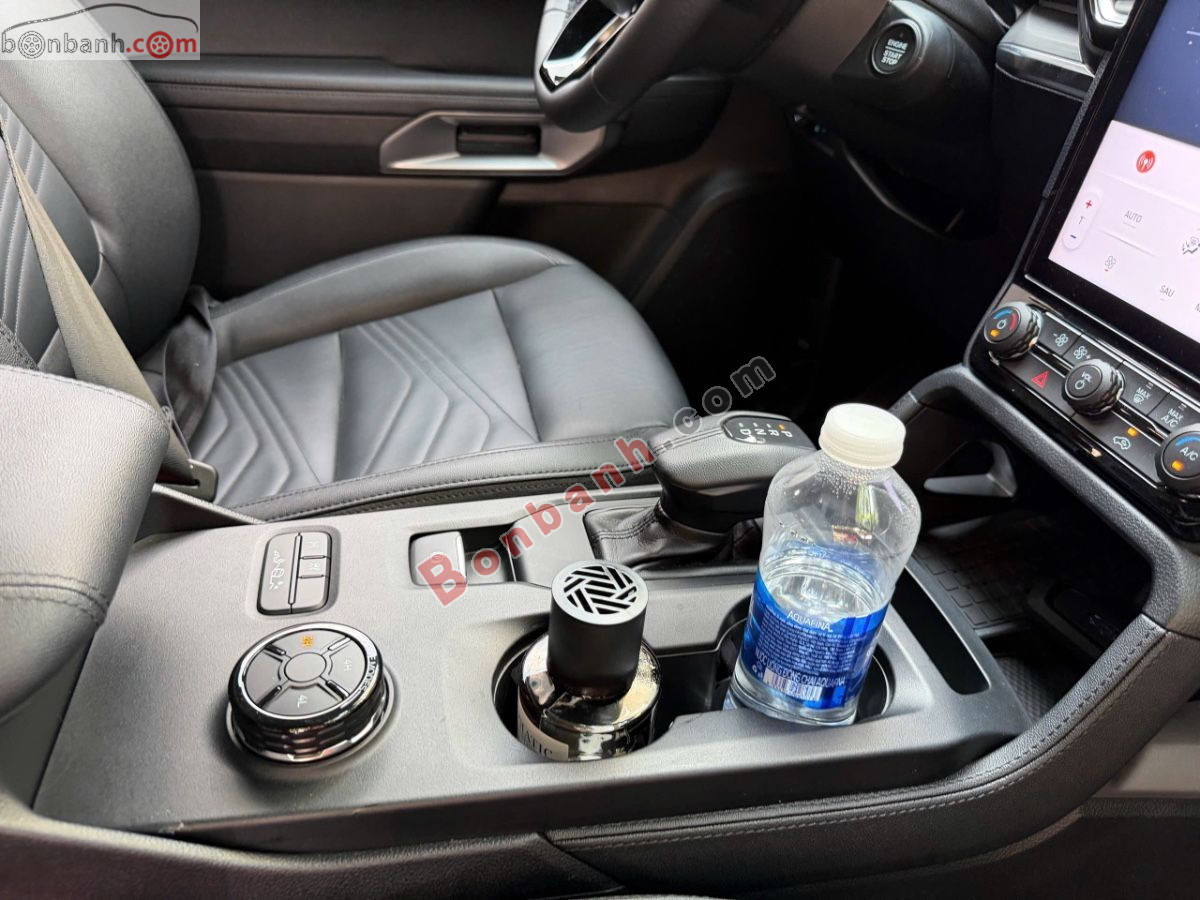 Bán ô tô Ford Everest Titanium Plus 2.0L 4x4 AT - 2025 - xe cũ