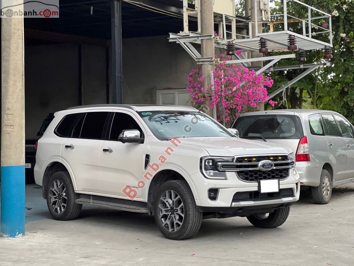 Bán ô tô Ford Everest Titanium Plus 2.0L 4x4 AT - 2022 - xe cũ